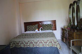 Hotel Executive Shaw Park Guest House
