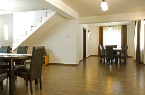 Hostal I Love Bran House