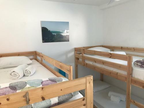 Albergue Surfintrip Academy&camp