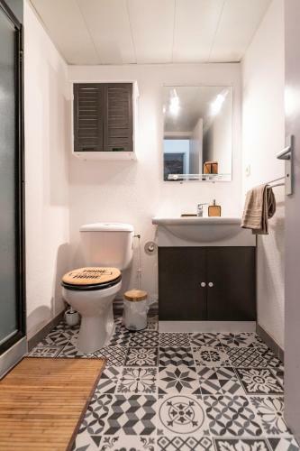 Apartamento T2 With Terrace And Parking, Quiet
