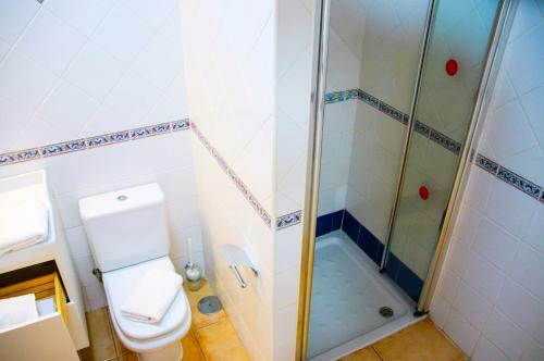 Villa Calamares With Heated Pool And Air Conditioning