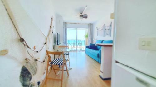 Apartamento Cozy Beach-front Studio With Amazing Sea View