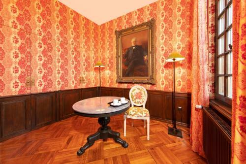 Hostal La Maison Des Vieux Logis