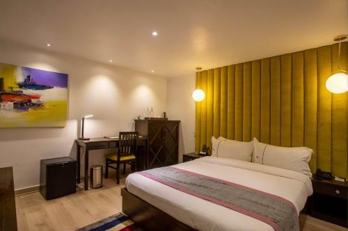 Hotel Meraki Holistic Wellness Retreat