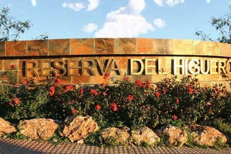 Apartamento Luxury Penthouse With Jacuzzi And Seaviews