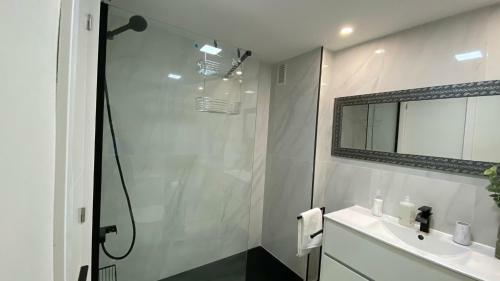 Apartamento Ikram Front Beach Albor�n, Casco Antiguo
