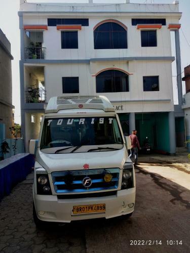 Hostal Milan Palace Deoghar