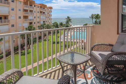 Apartamento Leonardo Arms 413 Condo