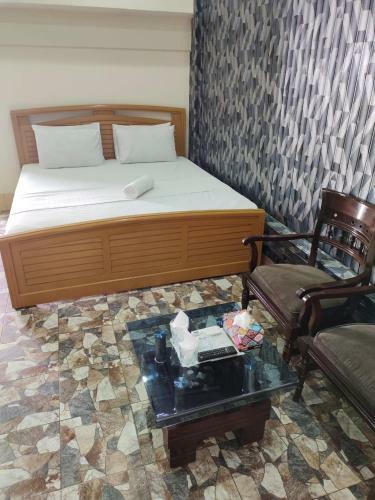 Hostal Clifton Rezidor