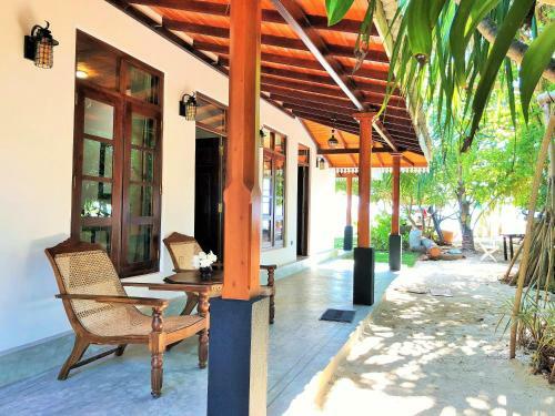 Hotel Sunflower Beach Resort
