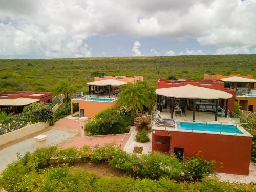 Villa Gemini In El Pueblo Villas