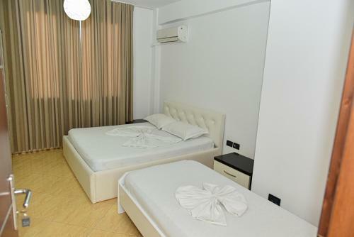 Hotel Tomorri