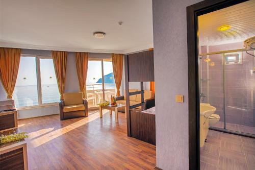 Hotel Hawaii Suite Beach