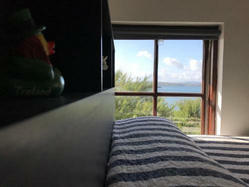 Bed & Breakfast Roaring Water Lodge