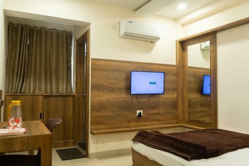 Hotel Anmol Era