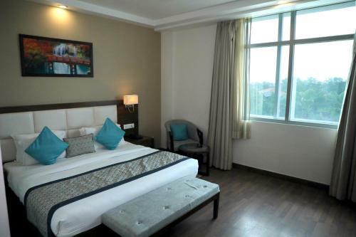 Hotel Clarks Inn Krishna Valley Resort