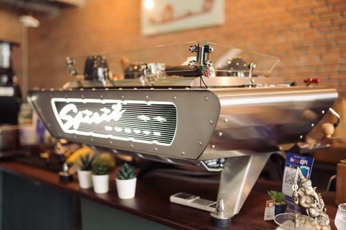 Labkoff Cafe And Hostel