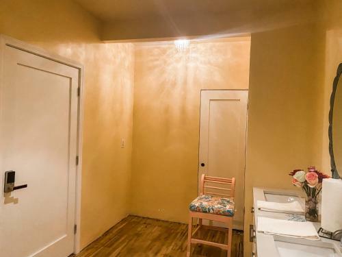 Island Girl Spa + Bed And Breakfast