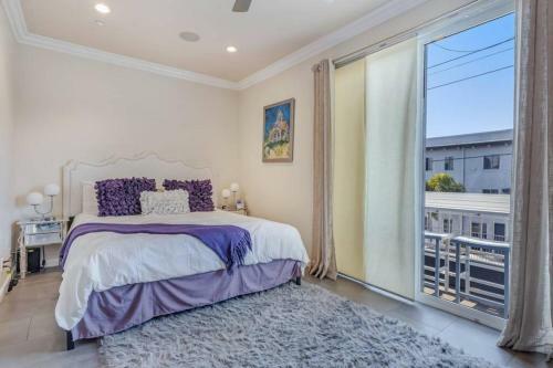 Spectacular View- Luxurious 4bd 4ba
