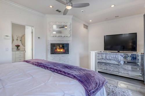 Spectacular View- Luxurious 4bd 4ba