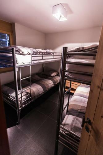 Chalet Haut de Cry By Swiss Alps Village