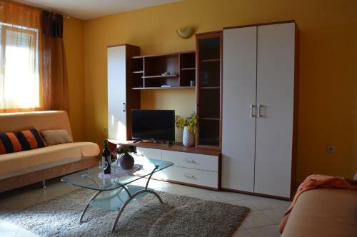 Apartment Sun Is Shining