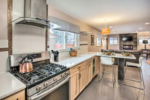 Apartamento Sw Denver Apt With Chefs Kitchen And Fireplace!