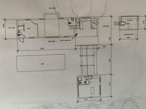 North Mundham Studio, Sleeping 4 With Pool & Tennis Court