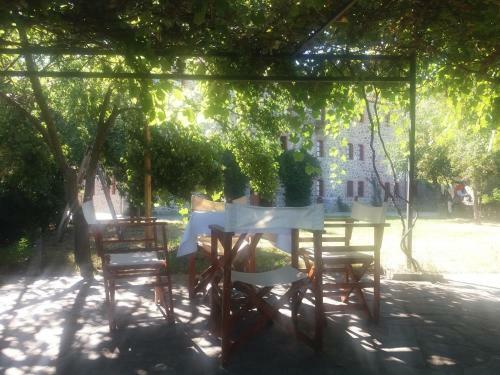 Hostal Guesthouse Ariadni