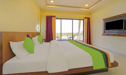 Hotel Treebo Trend Vrindavan Resort