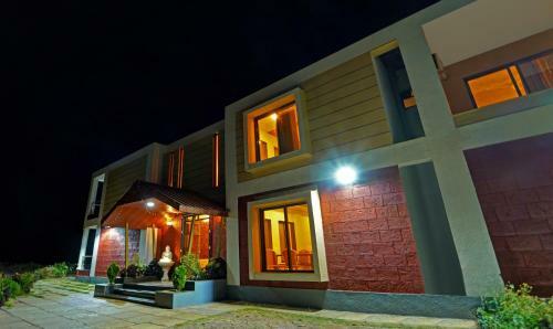 Hotel Treebo Trend Vrindavan Resort