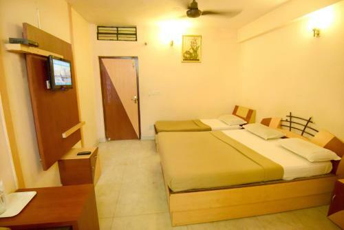 Hotel Shastri Paradise