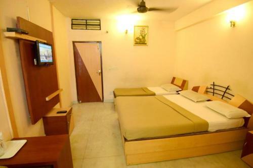 Hotel Shastri Paradise
