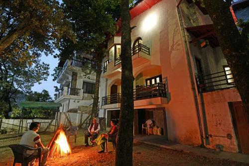 Dalhousie Luxury Villa