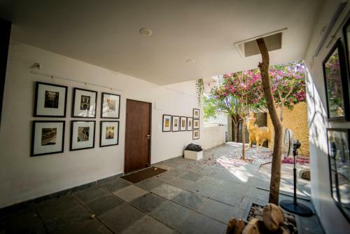 Villa Bougainvillaea - An Art Retreat