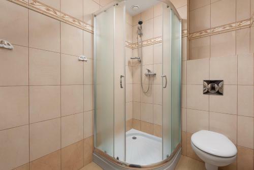 B&B Maszoperii 15