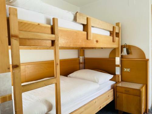 Bed & Breakfast Pension Dangl - Glacier Rock