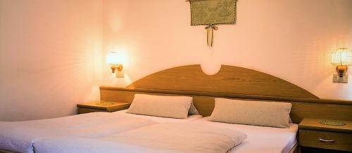 Bed & Breakfast Pension Dangl - Glacier Rock