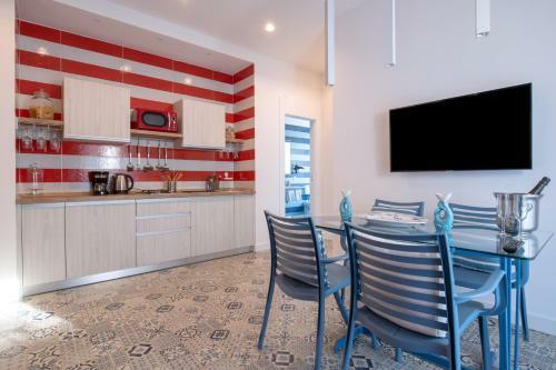 Coral Apartments