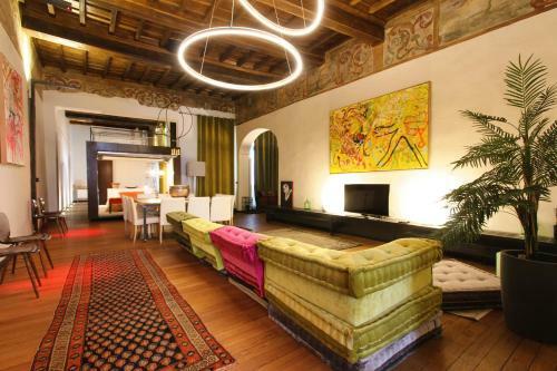 Apartamento Hostdomus - Fidelio Luxury Suite