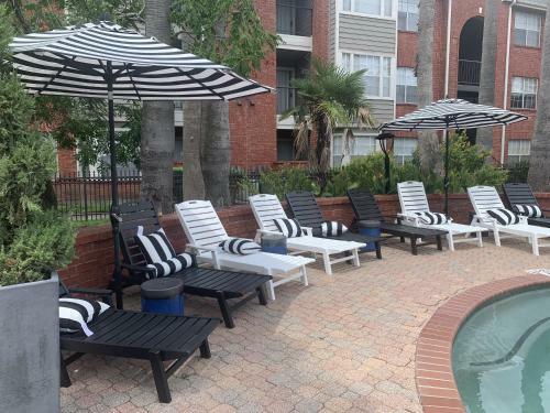 Hidden Gem At Med Center 2br & 2ba Apartment