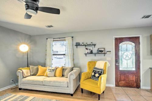 Quiet San Antonio Guest Home, 4-acre Property