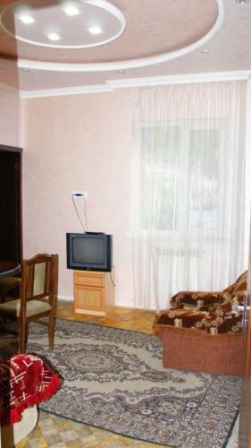 Evmari Hotel