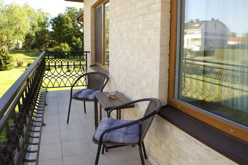 Hostal Villa Airina