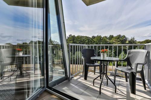 By The Sea Apartments With Underground Parking