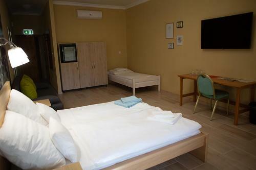 Bed & Breakfast V8-kelemen Panzi�