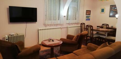 Apartman Davidovi?