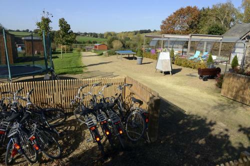 Les Roulottes & Cottages Du Moulin