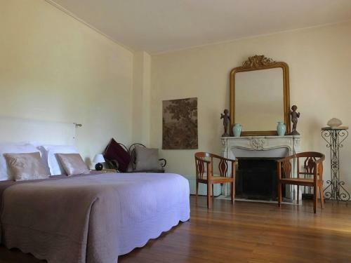 Bed & Breakfast Domaine Des Forges de La Vache