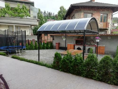 Hostal Iceberg